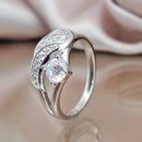 Engel's Omhelzing Ring