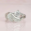 Engel's Omhelzing Ring